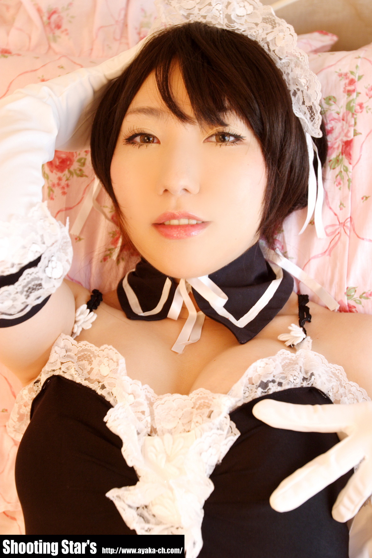 [Cosplay]  Sexy Maid with big boobs 2